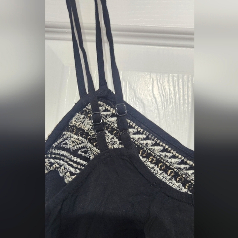 Flowy Aztec Dress - Picture 4 of 5